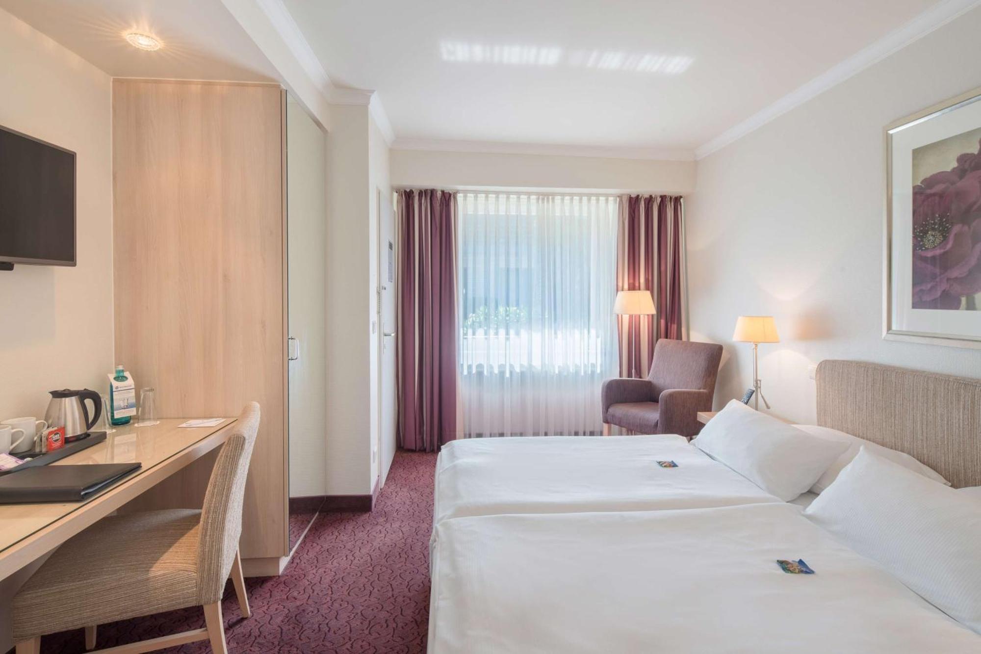 Best Western Hotel Hamburg International Bagian luar foto