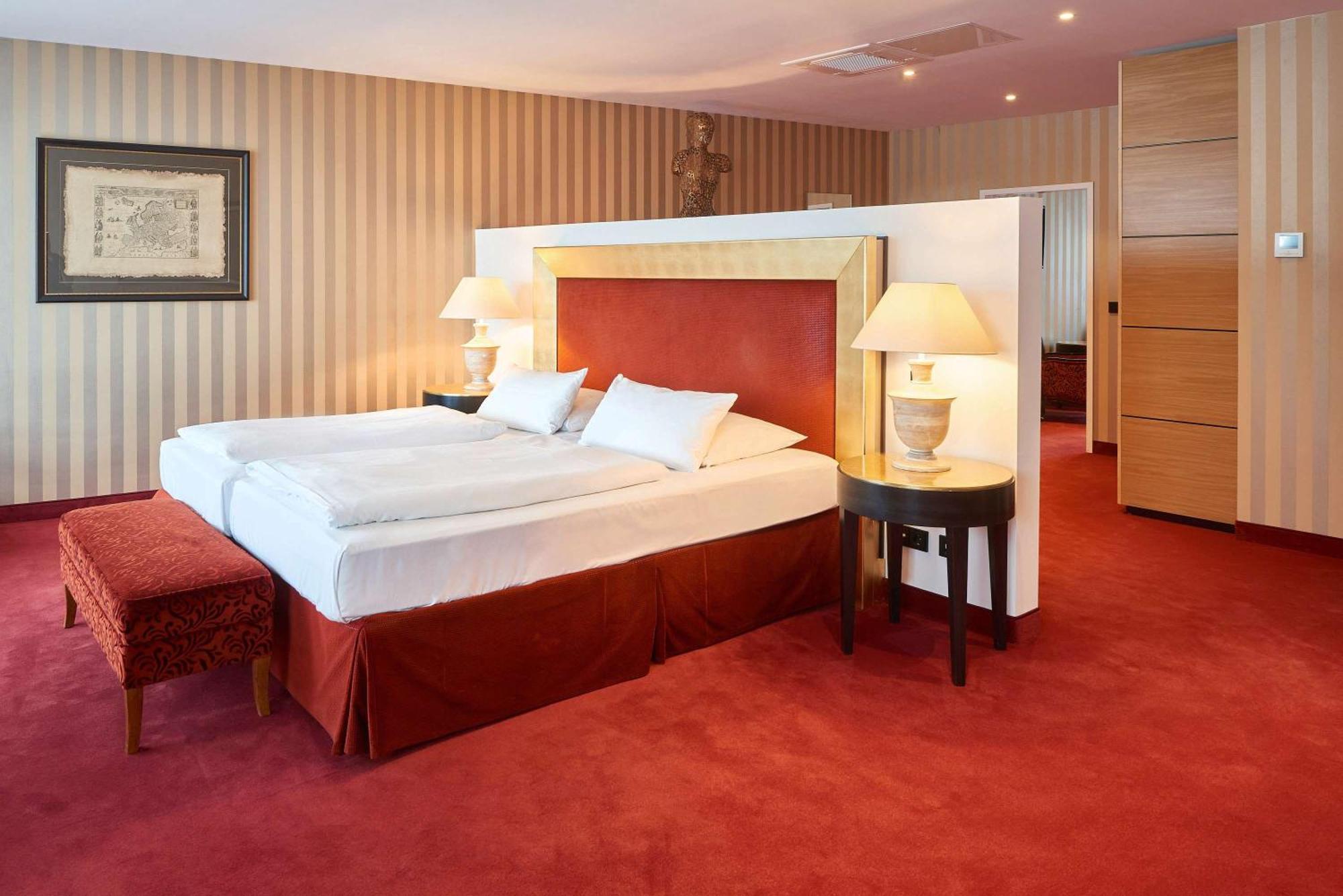 Best Western Hotel Hamburg International Bagian luar foto
