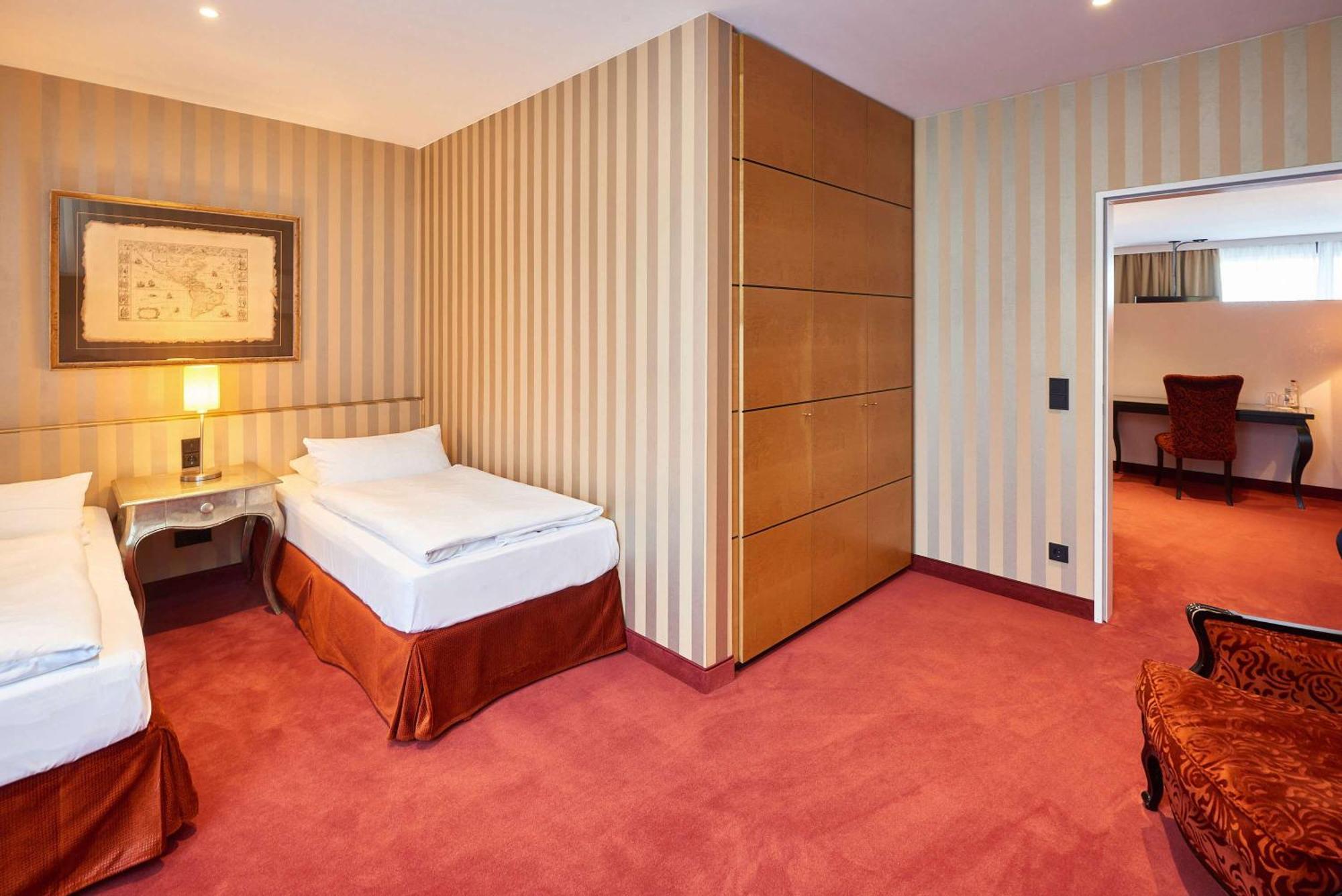 Best Western Hotel Hamburg International Bagian luar foto