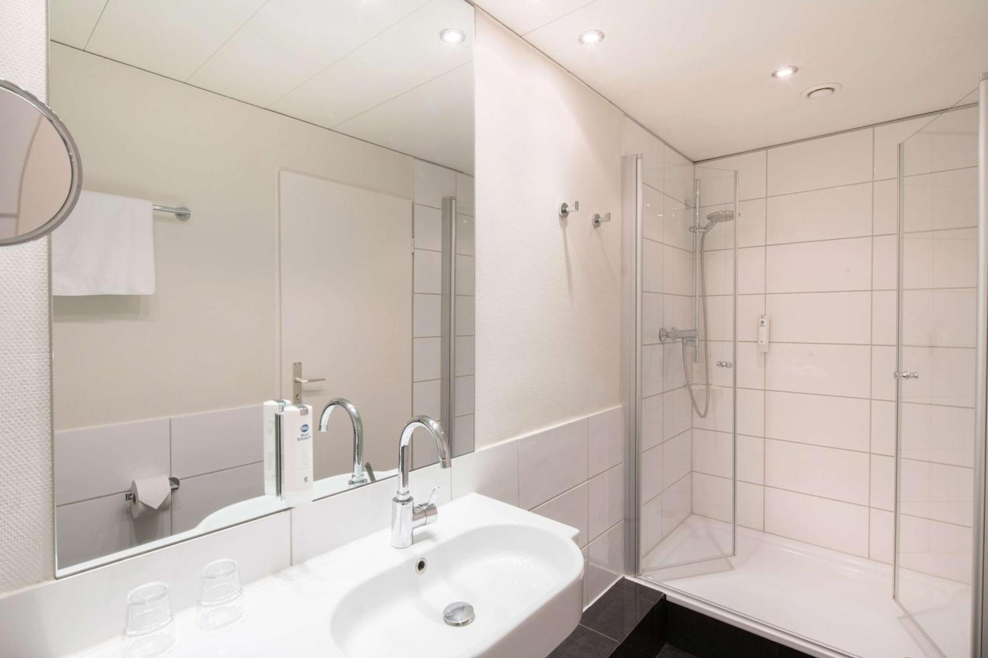 Best Western Hotel Hamburg International Bagian luar foto